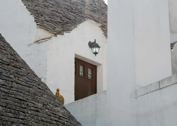 Trullo Chiesa Madre Alberobello